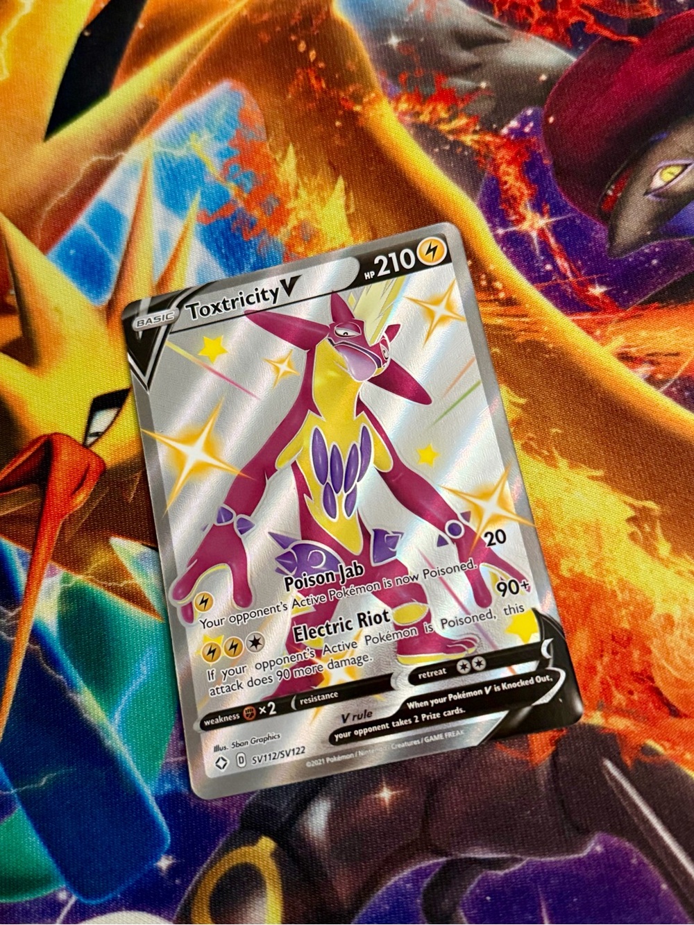 Pokemon Toxtricity V SHINY SV112/SV122 Shining Fates card